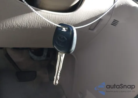 2004 Toyota Sienna Le from USA, damaged, VIN 5TDZA23C44S070724